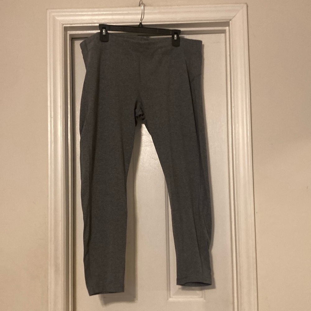 Danskin gray leggings